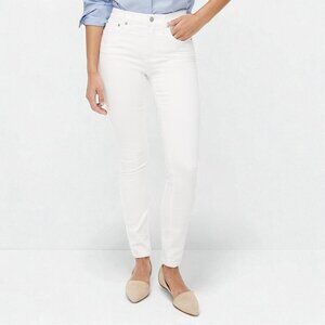 J. Crew 9" mid-rise skinny jean in signature stretch Size 29